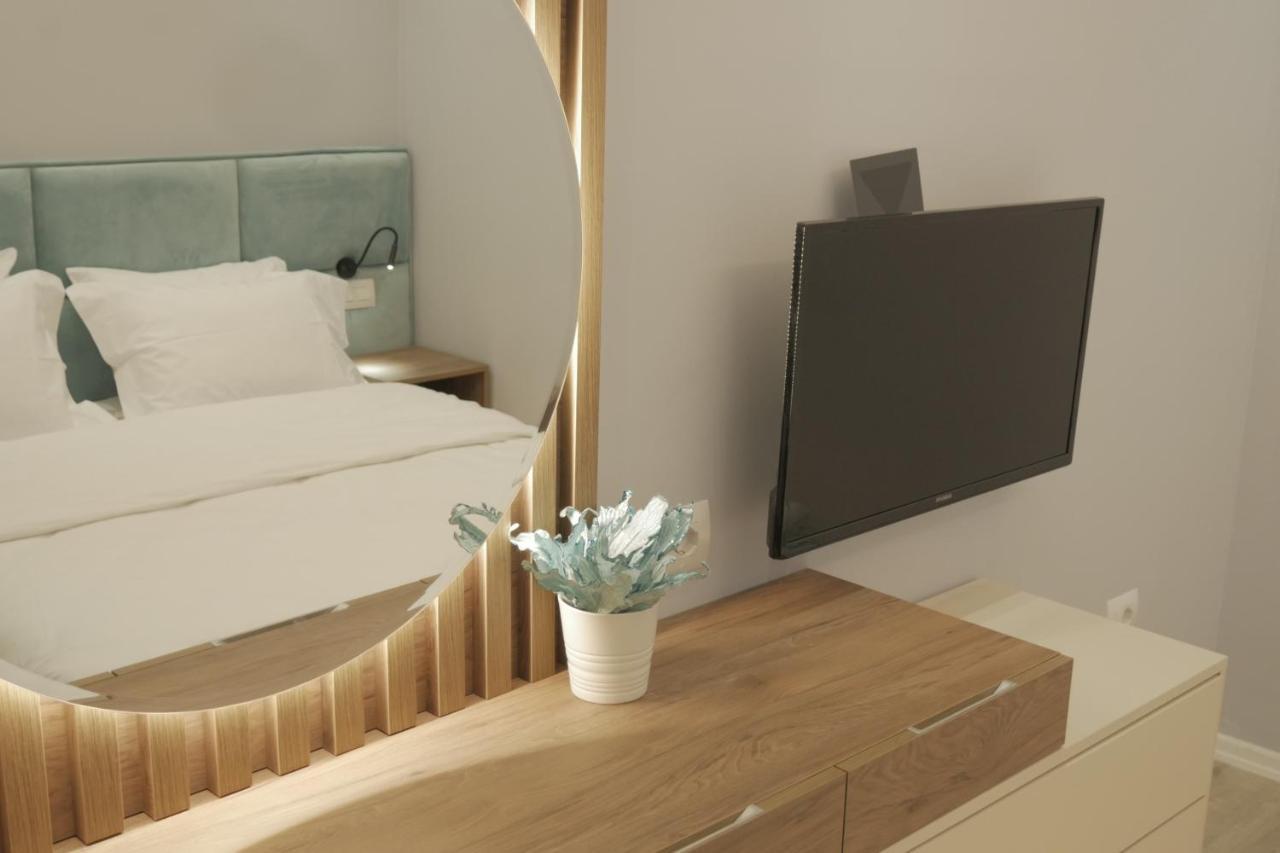 Newly Renovated Apartment Тирана Екстериор снимка
